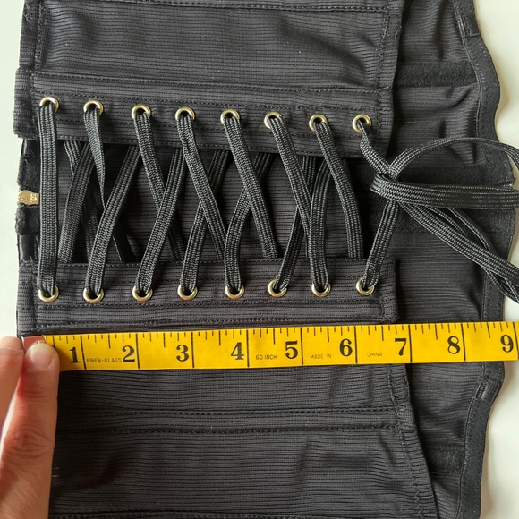 Black Waspie brand new without tags - Picture 11 of 11